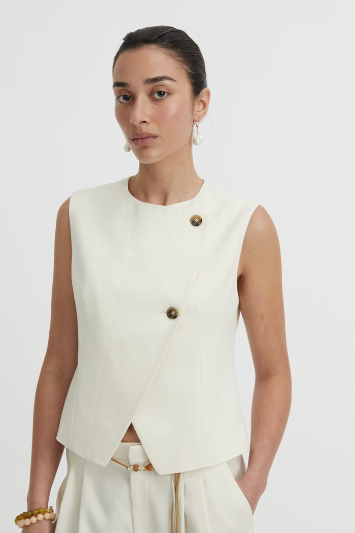 Junia Vest Ivory