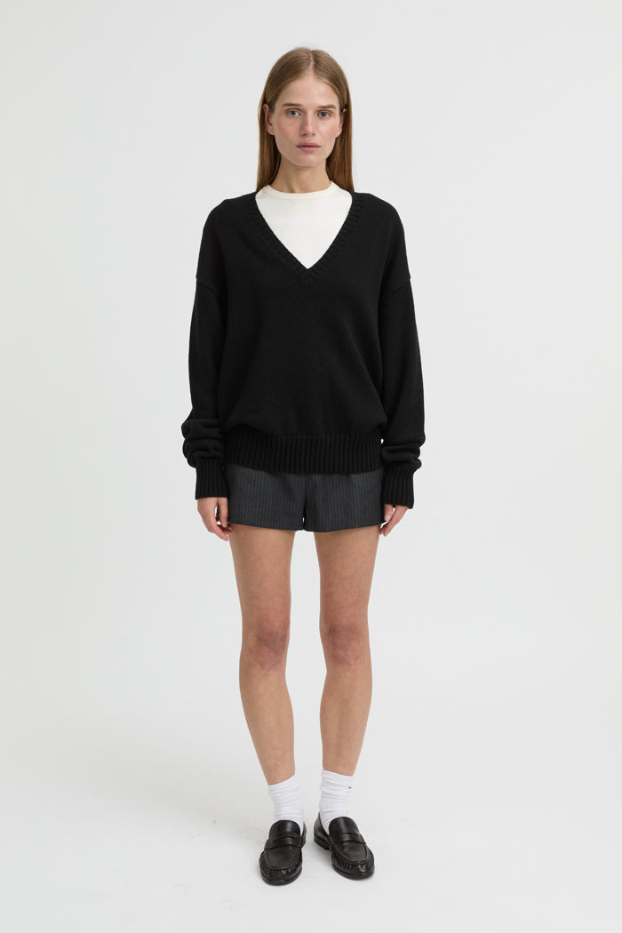 Elowen Sweater Black