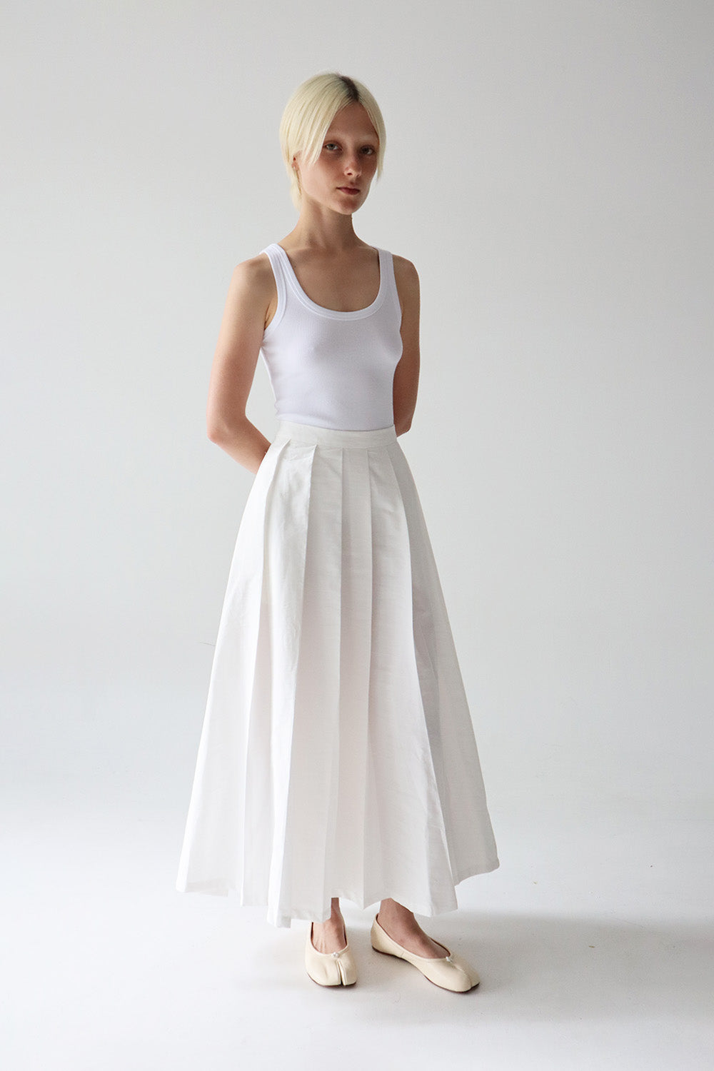 Brooke Pleated Skirt in White