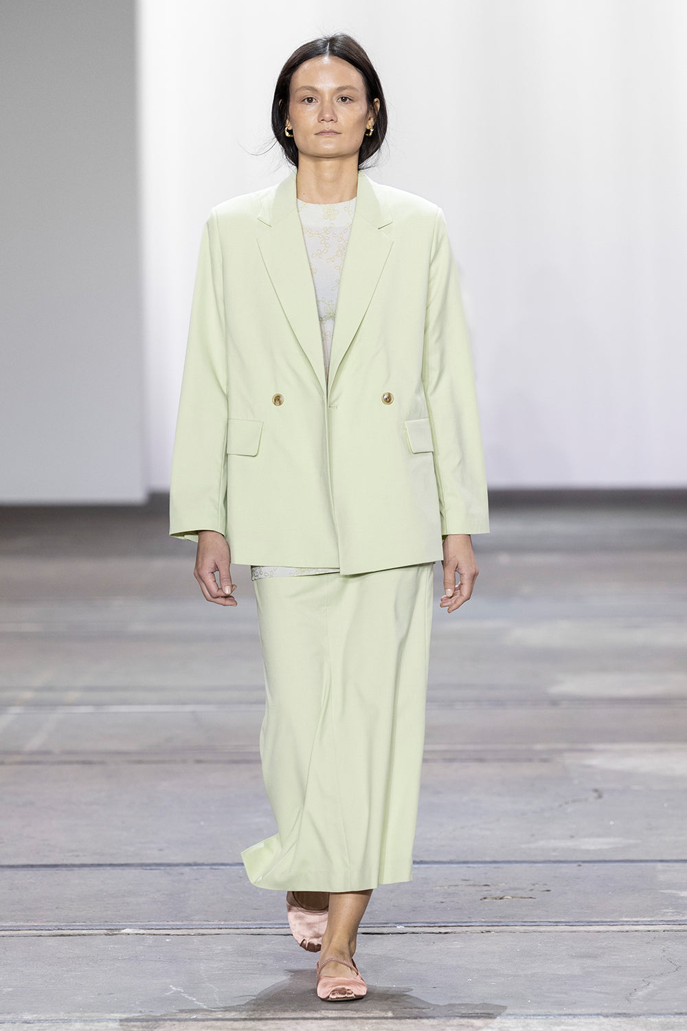 Francesca Blazer in Sage – Blanca Studio