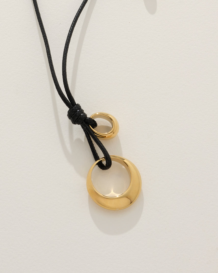 Brisa Necklace in Gold
