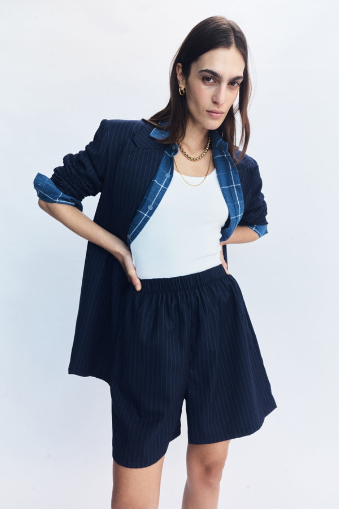 Lazara Shorts Navy